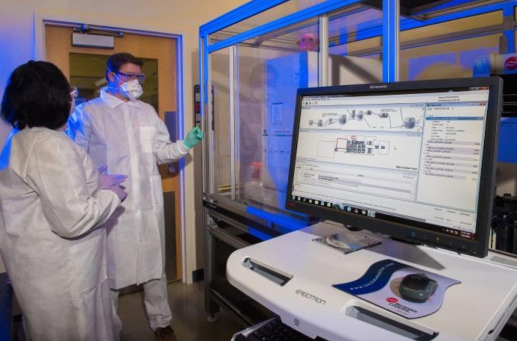 pic of scientists in a lab
